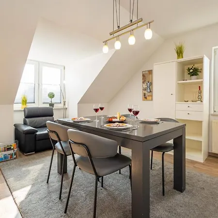 16 Im 2 Og Haus Stranddistel, Moderne Fur 4 Personen In * Zingst