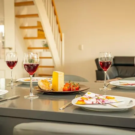 16 Im 2 Og Haus Stranddistel, Moderne Fur 4 Personen In Lejlighed