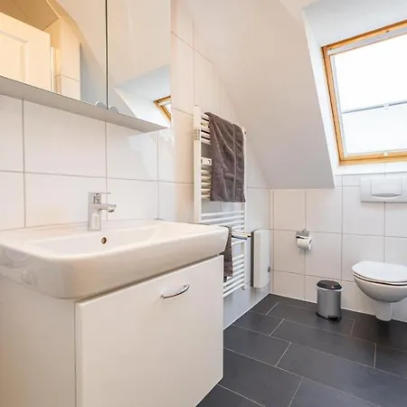 16 Im 2 Og Haus Stranddistel, Moderne Fur 4 Personen In *