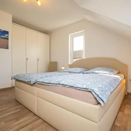 16 Im 2 Og Haus Stranddistel, Moderne Fur 4 Personen In